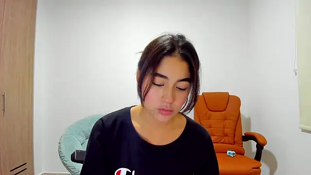 AriaMontgomery online show from 02-24-25, 05:00