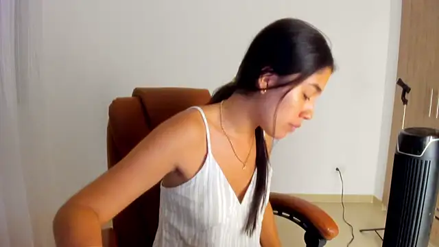 AriaMontgomery online show from 06-14-26, 06:58