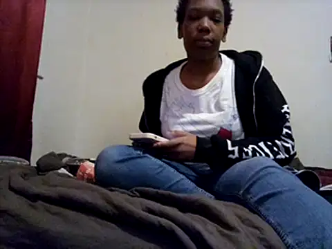 Snapshot of MsSapPhire500 chatting on 12-23-24, 02:02 MsSapPhire500 online show from 12-23-24, 02:02