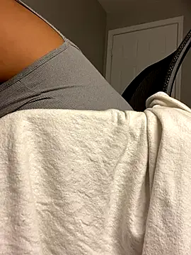 MsSapPhire500 online show from 10-26-25, 12:22