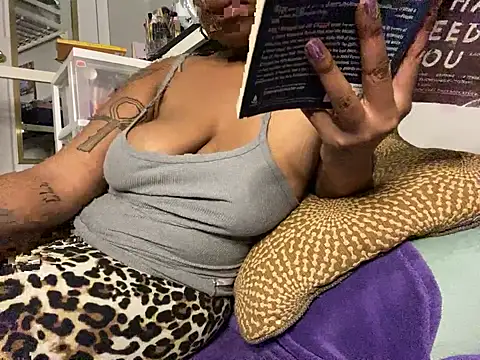 MsSapPhire500 online show from 03-29-26, 01:07