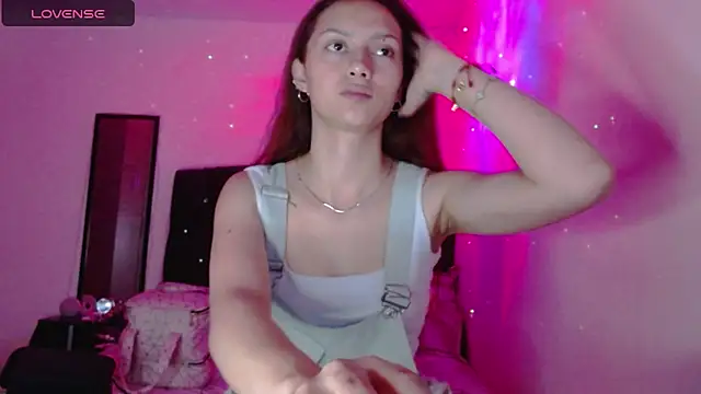 holy juli online show from 09-20-25, 03:11