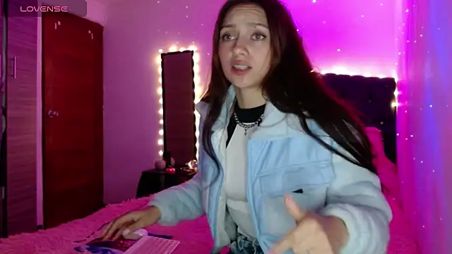 holy juli online show from 03-09-25, 03:22