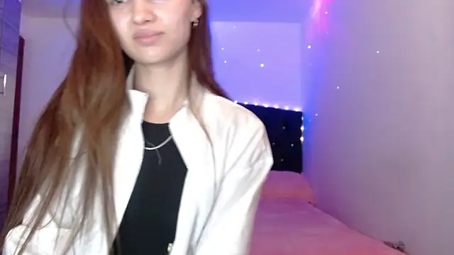 holy juli online show from 04-17-26, 02:14