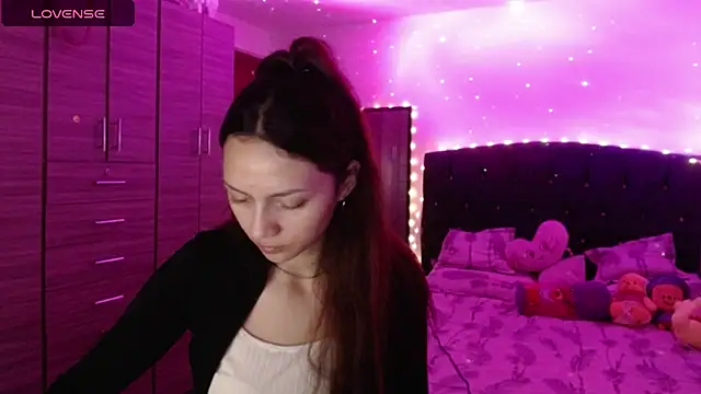 holy juli online show from 10-13-25, 03:41