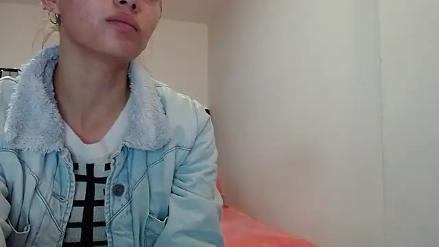 holy juli online show from 04-03-26, 03:57