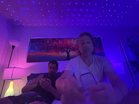 Snapshot of onlym4m chatting on 01-12-26, 08:47 onlym4m online show from 01-12-26, 08:47