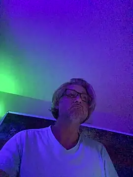 Snapshot of onlym4m chatting on 10-25-25, 04:07 onlym4m online show from 10-25-25, 04:07