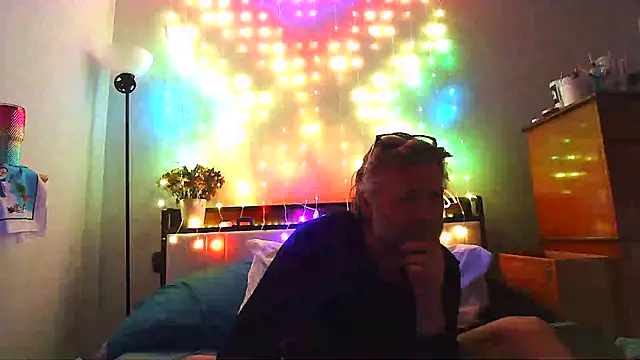 Snapshot of onlym4m chatting on 12-17-24, 01:38 onlym4m online show from 12-17-24, 01:38