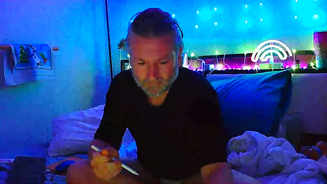 Snapshot of onlym4m chatting on 12-20-24, 01:47 onlym4m online show from 12-20-24, 01:47