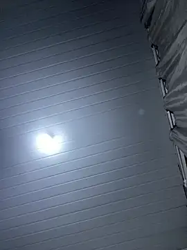 luara1988 online show from 04-04-26, 12:17