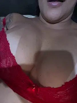 luara1988 online show from 12-20-25, 10:07