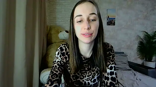 Snapshot of Anika_bloom chatting on 02-10-26, 12:42 Anika bloom online show from 02-10-26, 12:42