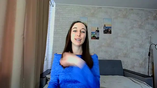 Snapshot of Anika_bloom chatting on 05-19-26, 08:21 Anika bloom online show from 05-19-26, 08:21