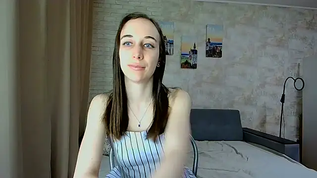 Snapshot of Anika_bloom chatting on 05-23-26, 06:18 Anika bloom online show from 05-23-26, 06:18