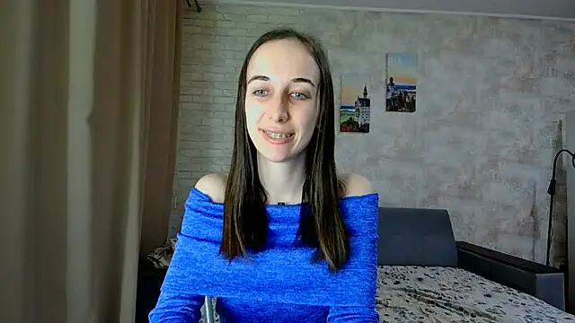 Snapshot of Anika_bloom chatting on 04-26-26, 05:32 Anika bloom online show from 04-26-26, 05:32