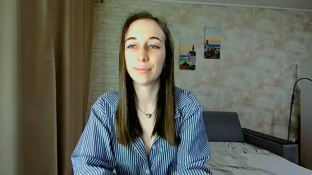Snapshot of Anika_bloom chatting on 05-21-26, 05:54 Anika bloom online show from 05-21-26, 05:54