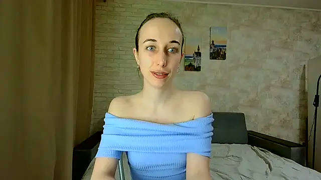 Snapshot of Anika_bloom chatting on 04-21-26, 07:53 Anika bloom online show from 04-21-26, 07:53