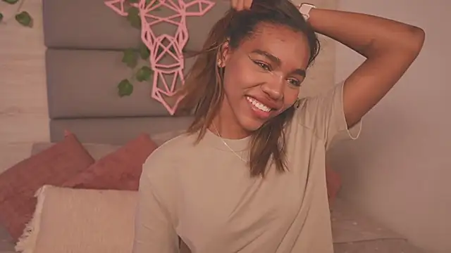 Lily Miiller online show from 11-26-25, 08:42