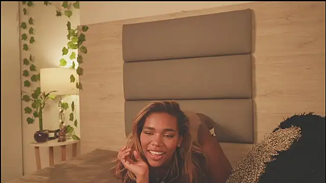 Lily Miiller online show from 02-26-26, 09:37