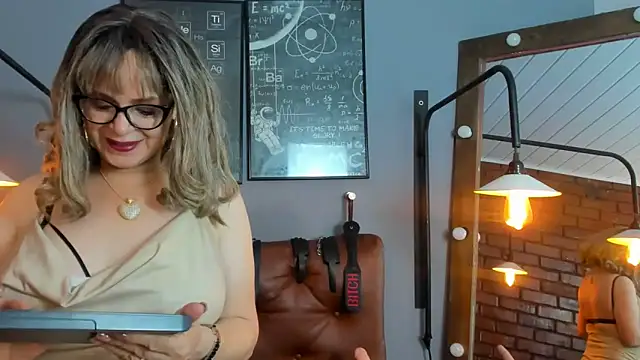 Samantha mature56 online show from 12-04-25, 09:08