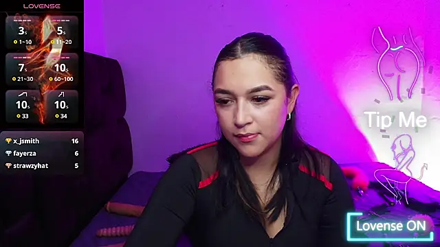 Snapshot of EmilySavvato chatting on 03-06-25, 06:05 EmilySavvato online show from 03-06-25, 06:05