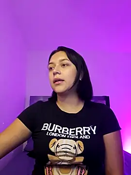 Snapshot of EmilySavvato chatting on 09-30-25, 07:42 EmilySavvato online show from 09-30-25, 07:42