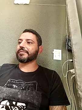 P4uzud4O online show from 04-11-26, 04:10