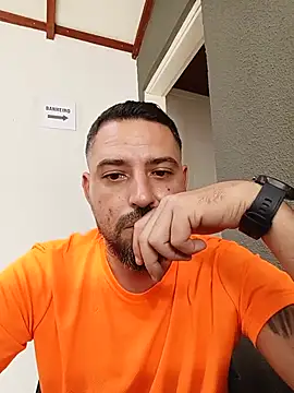 P4uzud4O online show from 07-29-26, 02:38