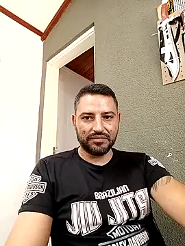 P4uzud4O online show from 03-21-26, 01:37