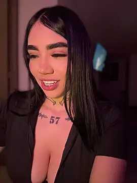 Nickiiiii online show from 05-24-26, 02:00