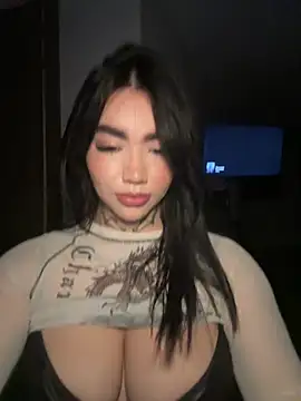 Nickiiiii online show from 04-07-26, 06:59