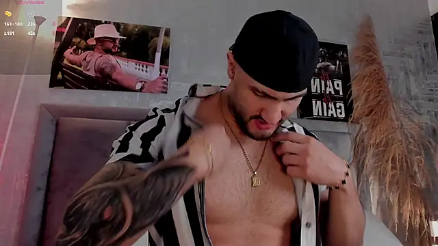 JeanColleman online show from 10-26-25, 04:02