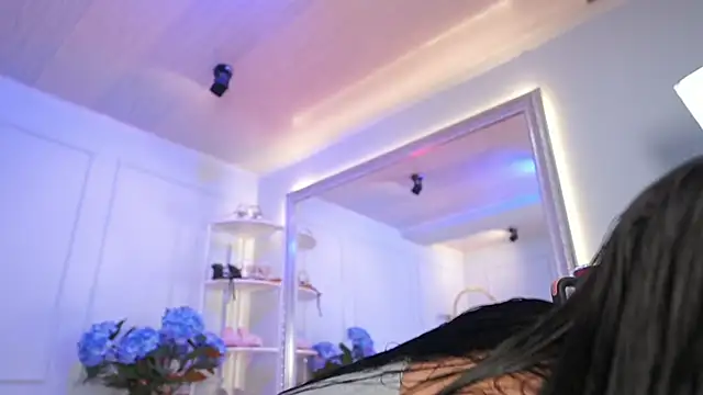 elasummer online show from 03-11-26, 12:32