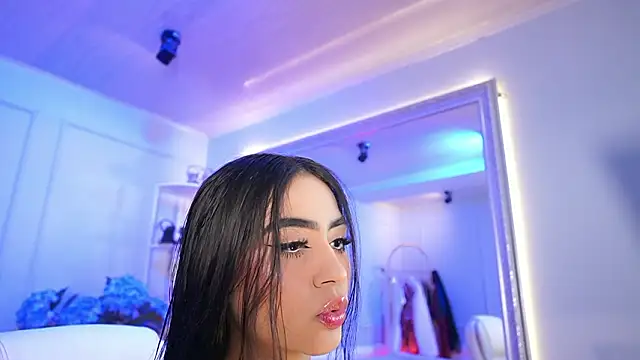 elasummer online show from 03-19-26, 12:49