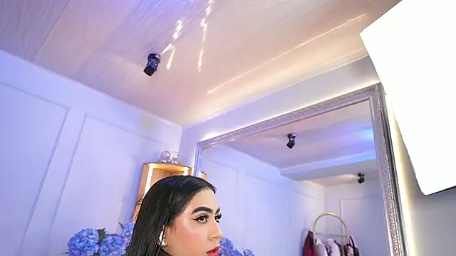 elasummer online show from 04-14-26, 12:32