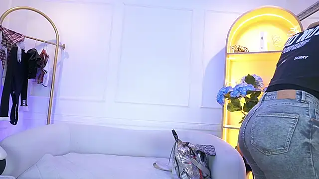 elasummer online show from 09-29-25, 12:22