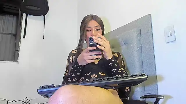 Snapshot of camila_bigcock169 chatting on 03-03-26, 03:57 camila bigcock169 online show from 03-03-26, 03:57