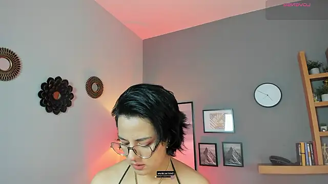 Snapshot of victoria_byte chatting on 03-03-26, 08:27 victoria byte online show from 03-03-26, 08:27