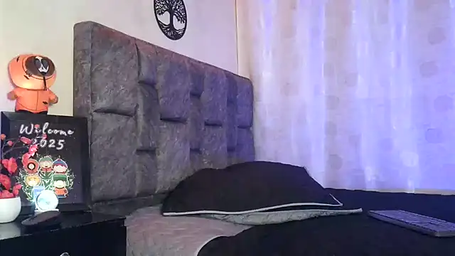 Snapshot of Dan_brownn chatting on 02-08-25, 09:57 Dan brownn online show from 02-08-25, 09:57