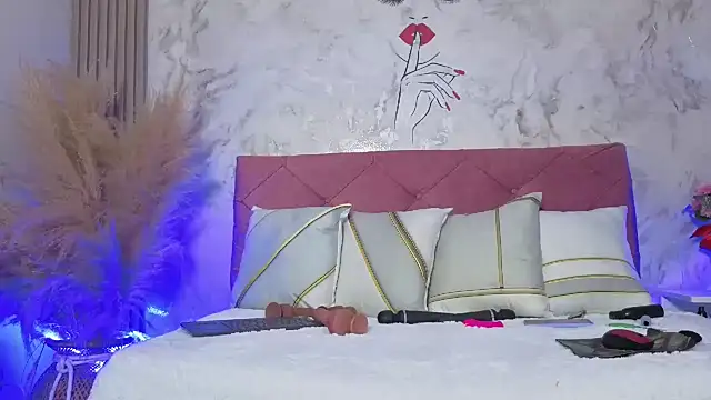 EMILY ROUSSE71 online show from 03-20-26, 08:21