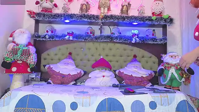 EMILY ROUSSE71 online show from 11-14-25, 09:18