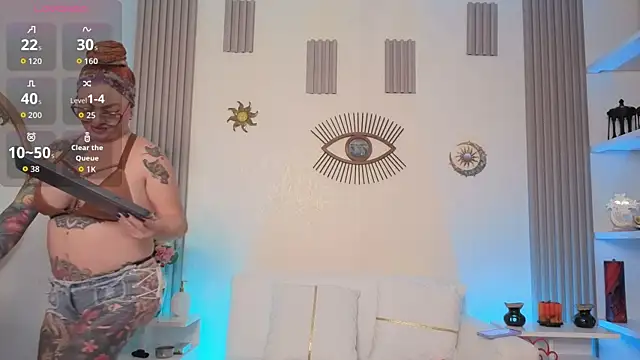 EMILY ROUSSE71 online show from 06-25-26, 10:48