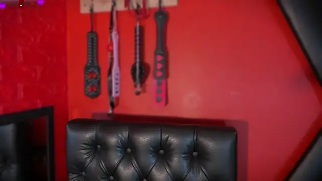 Monttserratt online show from 04-10-26, 02:35