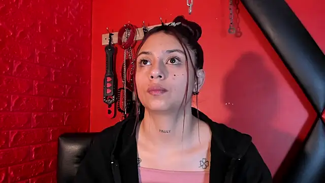 Monttserratt online show from 10-02-25, 11:46