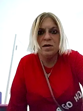 Snapshot of Playmate86 chatting on 12-16-24, 03:32 Playmate86 online show from 12-16-24, 03:32