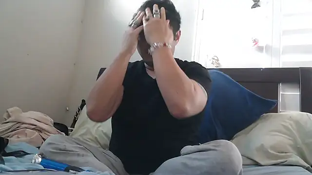 cloudyspun online show from 11-21-25, 09:36