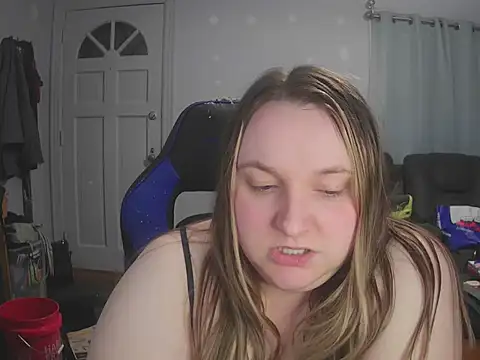 lovelylolarose online show from 12-04-24, 06:49