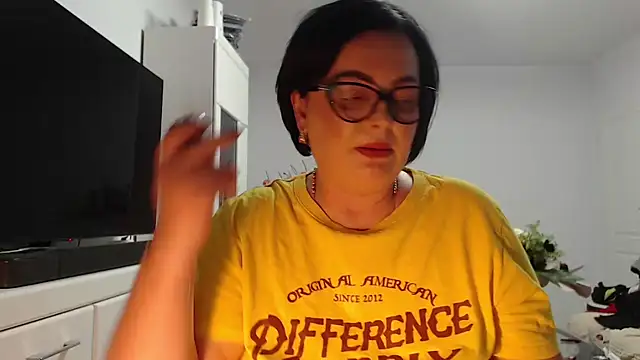 Snapshot of Amandamuller1982 chatting on 07-19-26, 09:44 Amandamuller1982 online show from 07-19-26, 09:44