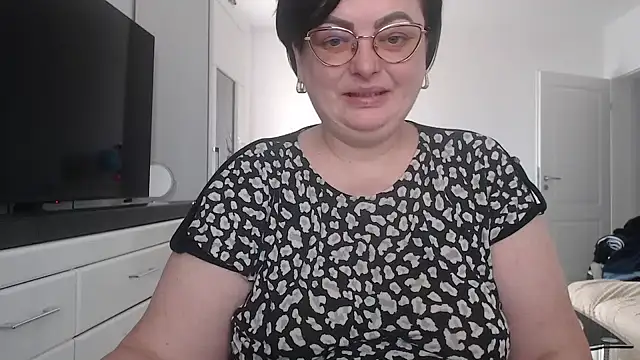 Amandamuller1982 online show from 04-14-26, 06:07